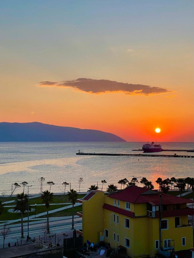 Sea View Apartment Vlorë Exteriér fotografie